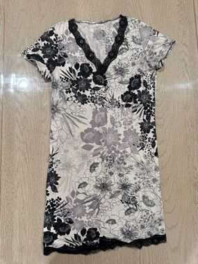 Covington Black & White Floral V-Neck Nightdress with Lace Trim